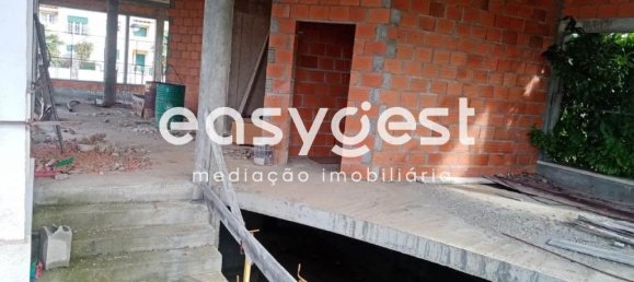 184m² Commercial property in Fundao, Portugal No. 147878 10