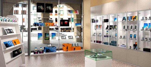 290m² Commercial property in Scandicci, Italy No. 40043 8