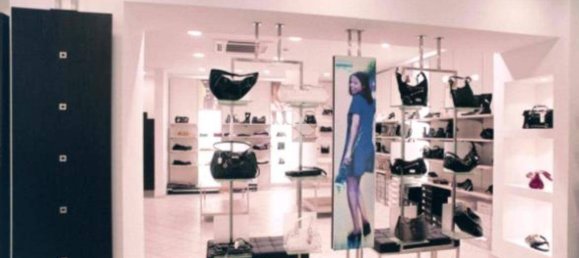 290m² Commercial property in Scandicci, Italy No. 40043 11