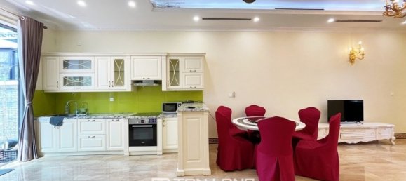 Villa T4 em Long Bien, Vietnam N.º 576 3