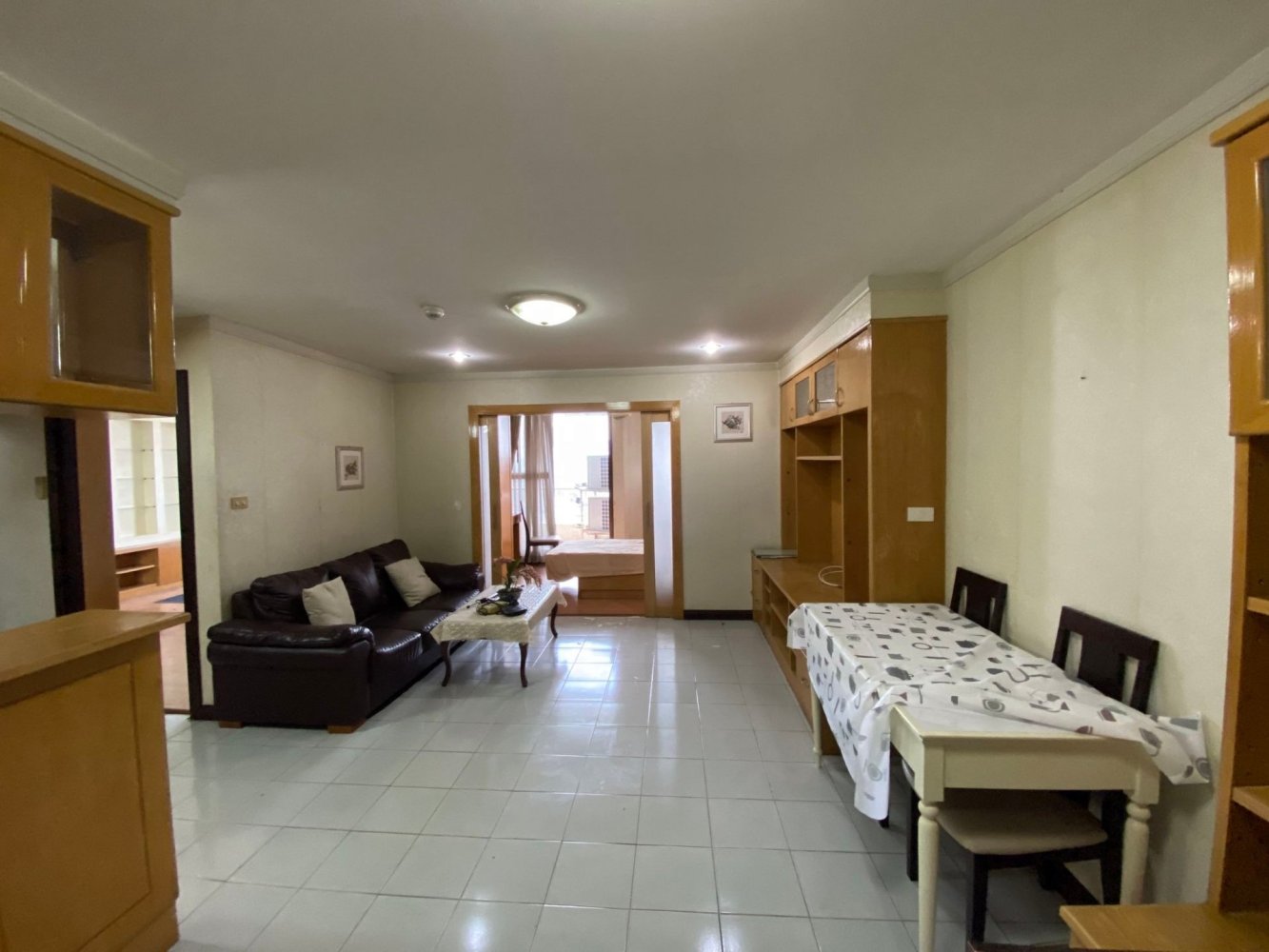 Кондоминиум  с 2 спальнями в Ваттхана, Таиланд № 8664