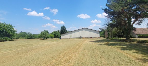 5 bedrooms House in Chateaumeillant, France No. 72418 5