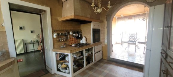 5 bedrooms House in Chateaumeillant, France No. 72418 10