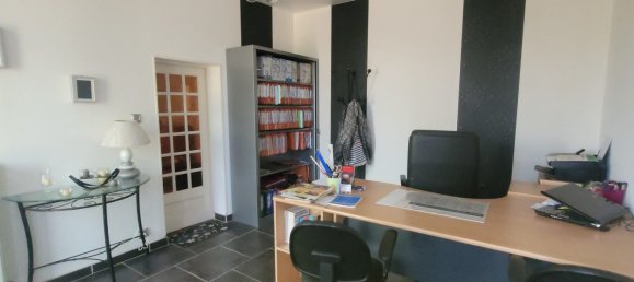 5 bedrooms House in Chateaumeillant, France No. 72418 12