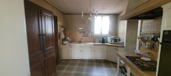 5 bedrooms House in Chateaumeillant, France No. 72418 8