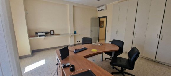  مكتب في Mazzarrone, Italy 177متر مربع رقم 374876 13