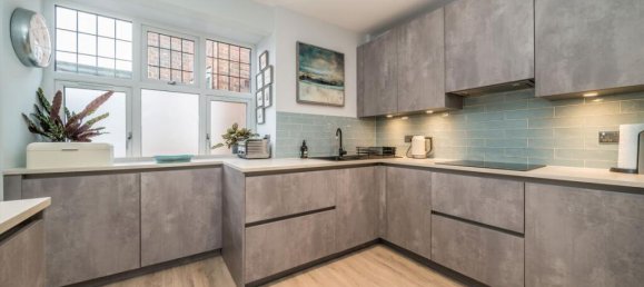 2 bedrooms Apartment in Surbiton, United Kingdom No. 10231 3