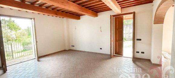 Дом с 3 спальнями в Лаятико, Италия № 105629 8