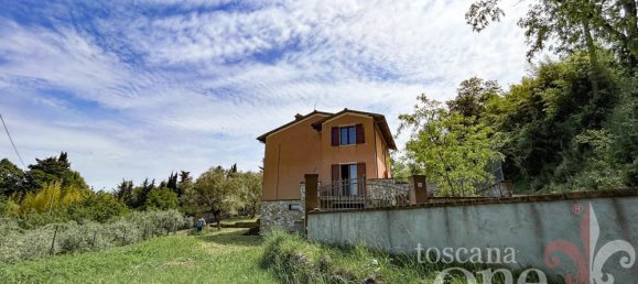 Дом с 3 спальнями в Лаятико, Италия № 105629 4