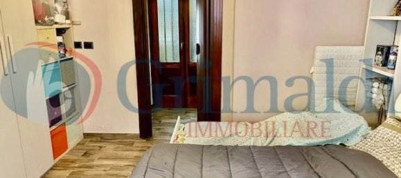 Casa de 4 divisões em Bresso, Italy N.º 233837 17