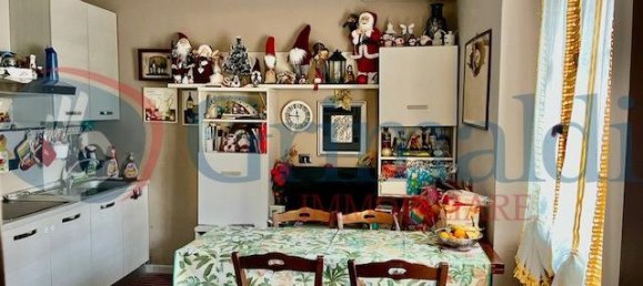 Casa de 4 divisões em Bresso, Italy N.º 233837 34