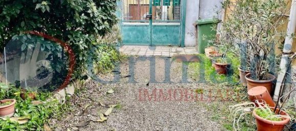 Casa de 4 divisões em Bresso, Italy N.º 233837 6