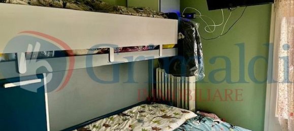 Casa de 4 divisões em Bresso, Italy N.º 233837 40