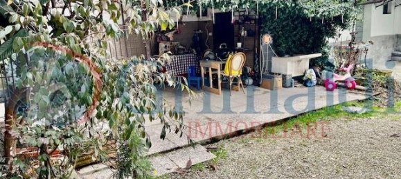 Casa de 4 divisões em Bresso, Italy N.º 233837 21