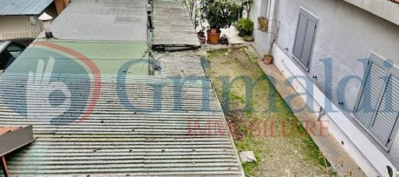 Casa de 4 divisões em Bresso, Italy N.º 233837 24