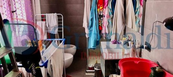 Casa de 4 divisões em Bresso, Italy N.º 233837 25