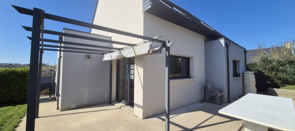 4 bedrooms House in Saint-Yvi, France No. 201624 7