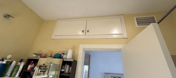 Apartamento de 3 dormitorios en Madrid, Spain No. 191389 27