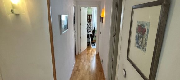 Apartamento de 3 dormitorios en Madrid, Spain No. 191389 8