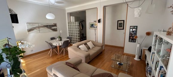 Apartamento de 3 dormitorios en Madrid, Spain No. 191389 6