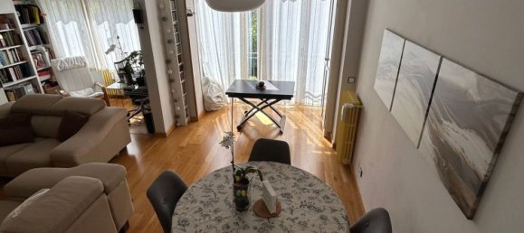 Apartamento de 3 dormitorios en Madrid, Spain No. 191389 2