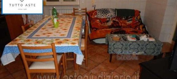 6-salle Appartement à Lariano, Italy No. 204573 13