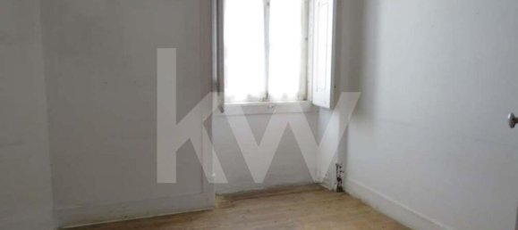 492m² Building in Vila Franca de Xira, Portugal No. 78569 4