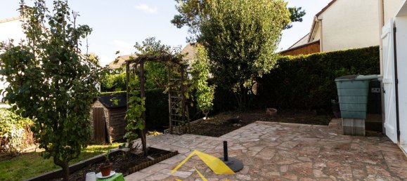 Casa T3 em Jouy-le-Moutier, France N.º 165622 2