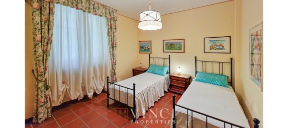 5 Schlafzimmer Haus in Montegranaro, Italy, Nr. 159645 14