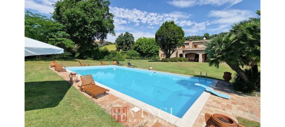 5 Schlafzimmer Haus in Montegranaro, Italy, Nr. 159645 23