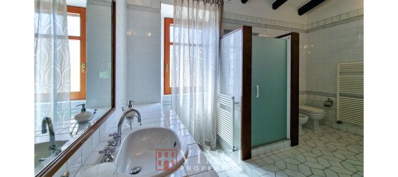 5 Schlafzimmer Haus in Montegranaro, Italy, Nr. 159645 15