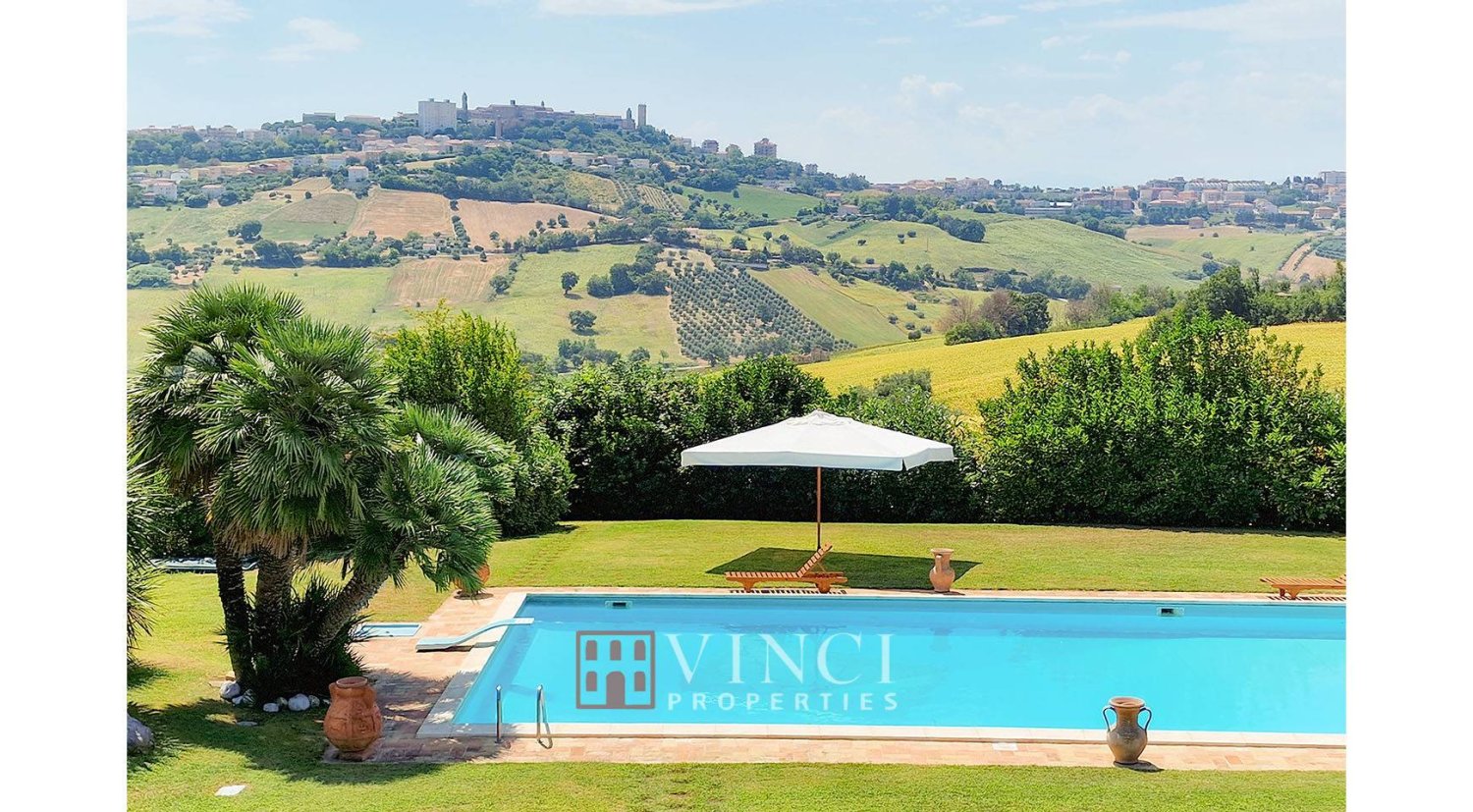 5 Schlafzimmer Haus in Montegranaro, Italy, Nr. 159645