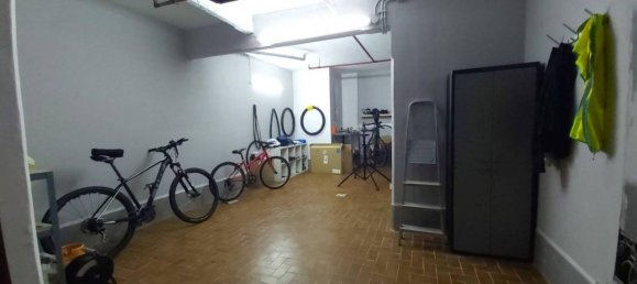 4 rooms Apartment in Genoa, Italy No. 72169 32