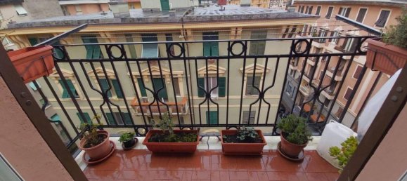 4 rooms Apartment in Genoa, Italy No. 72169 11