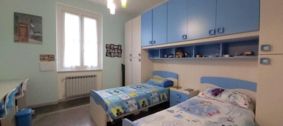 4 rooms Apartment in Genoa, Italy No. 72169 17