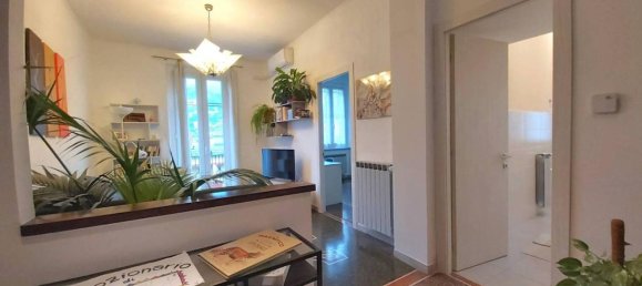 4 rooms Apartment in Genoa, Italy No. 72169 22