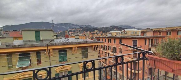 4 rooms Apartment in Genoa, Italy No. 72169 12