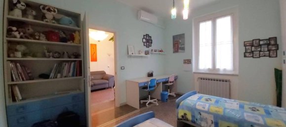4 rooms Apartment in Genoa, Italy No. 72169 18