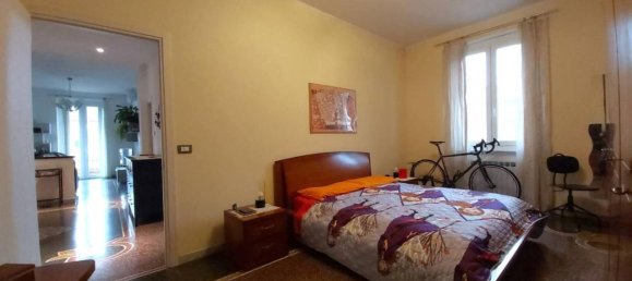 4 rooms Apartment in Genoa, Italy No. 72169 26