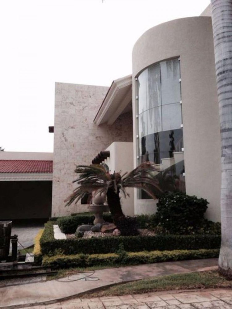 4 bedrooms House in Yucatan, Mexico No. 147194