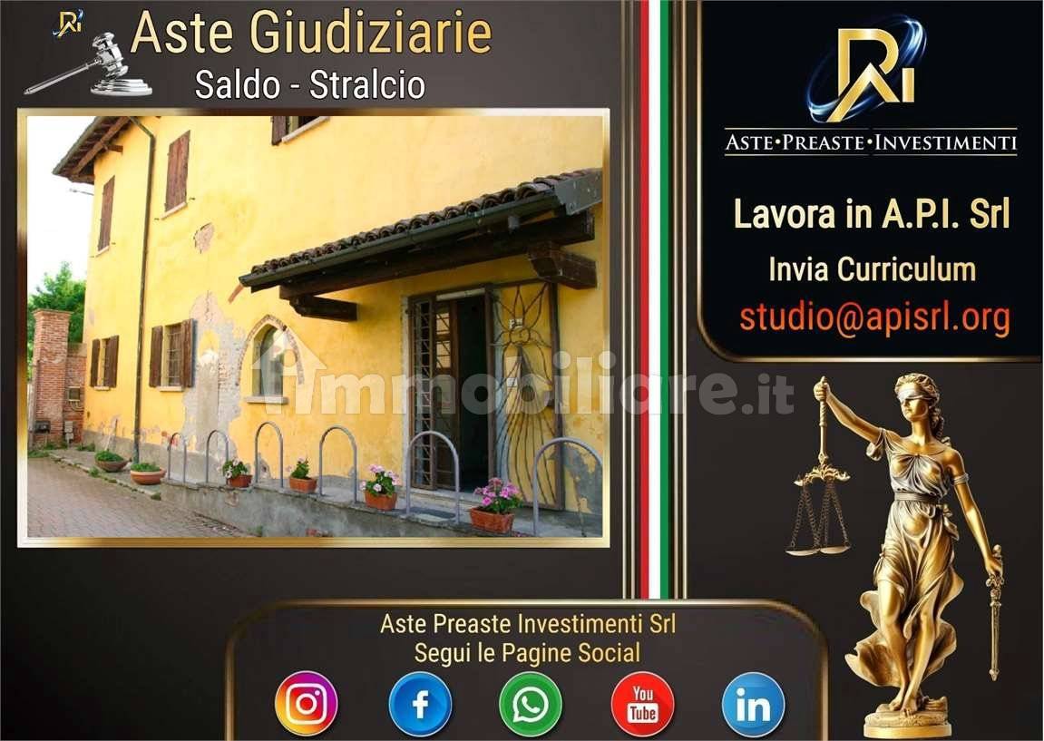 3 chambres Appartement à Vellezzo Bellini, Italy No. 301016