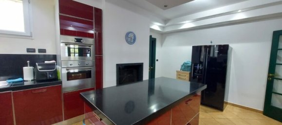 5 bedrooms Villa in Lazio, Italy No. 312291 11