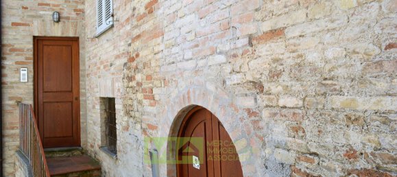 4 Schlafzimmer Wohnung in Fermo, Italy, Nr. 9735 4