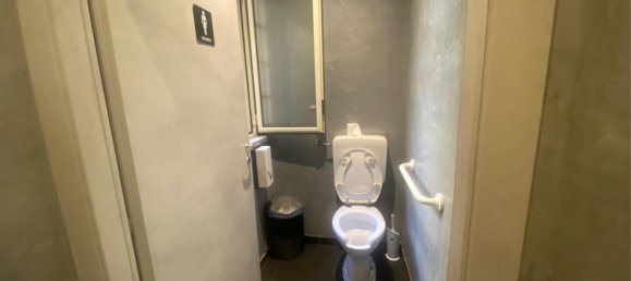 Commercial property in Rome, Italy No. 329074 2