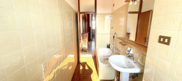 4 bedrooms Apartment in Sesto San Giovanni, Italy No. 118836 18