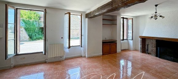 4 bedrooms House in Villiers-Saint-Georges, France No. 143560 3