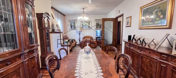 Casa de 3 dormitorios en Casier, Italy No. 380892 6