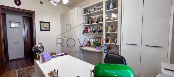 Casa de 3 dormitorios en Casier, Italy No. 380892 21