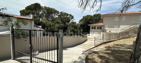 1 bedroom Apartment in Livorno, Italy No. 269835 20