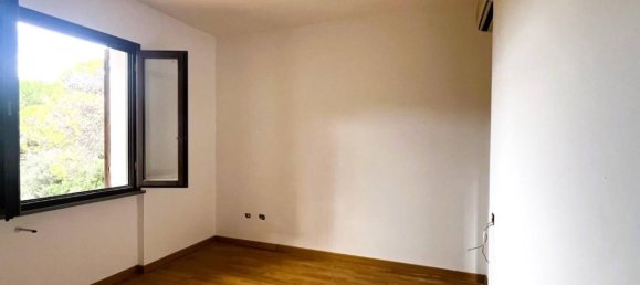 1 bedroom Apartment in Livorno, Italy No. 269835 15